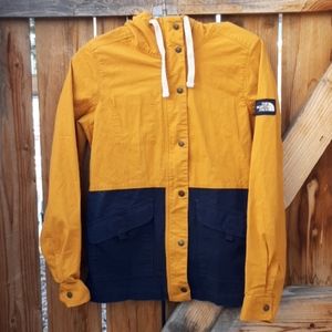 The north face hooded colorblock jacket womens xs